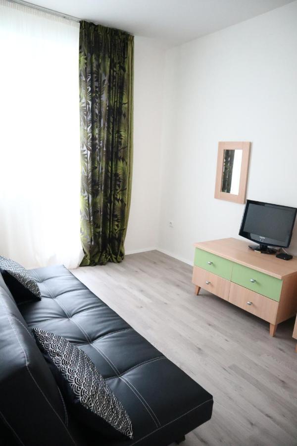 ברטיסלאבה Hotel And Park Divoka Voda מראה חיצוני תמונה