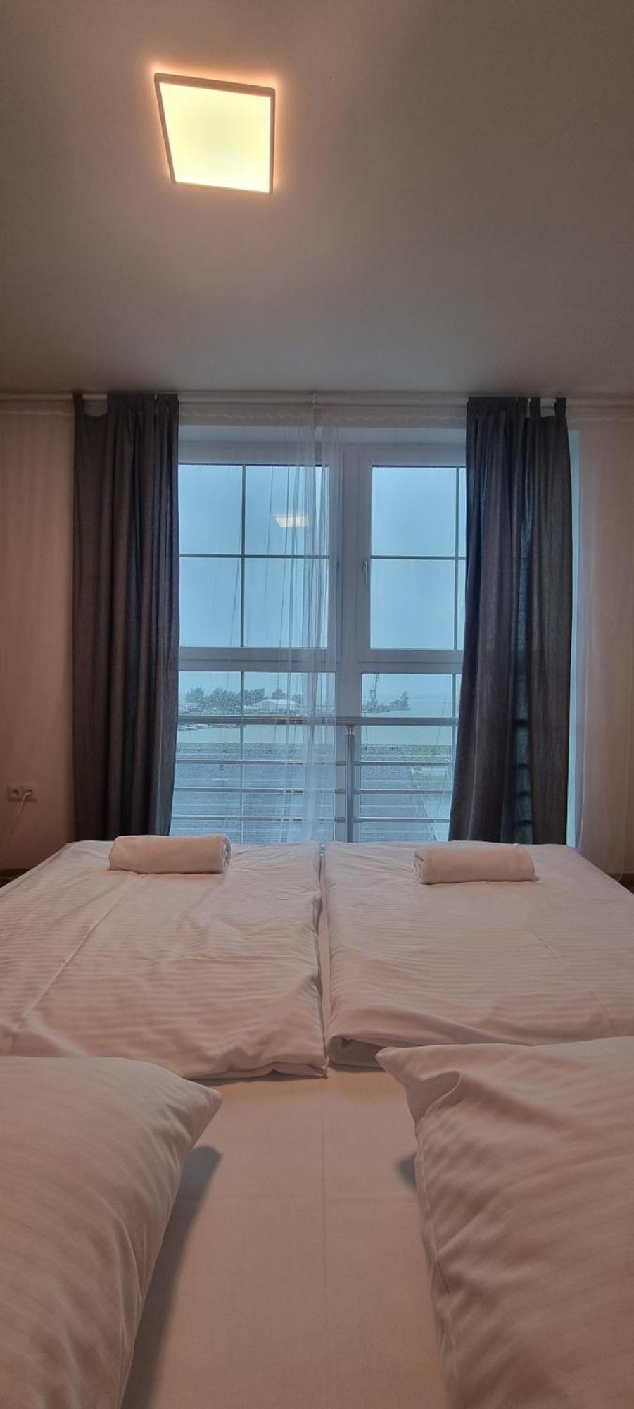 ברטיסלאבה Hotel And Park Divoka Voda מראה חיצוני תמונה